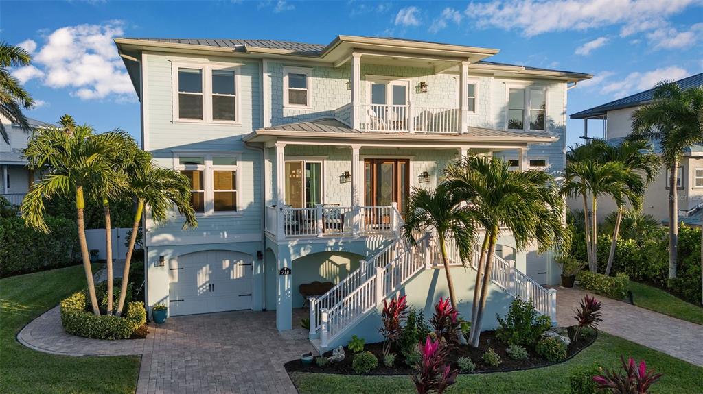 718 KEY ROYALE DRIVE