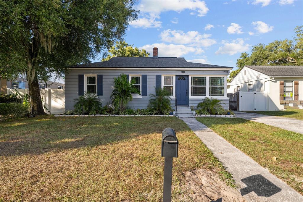 1406 E MOHAWK AVENUE