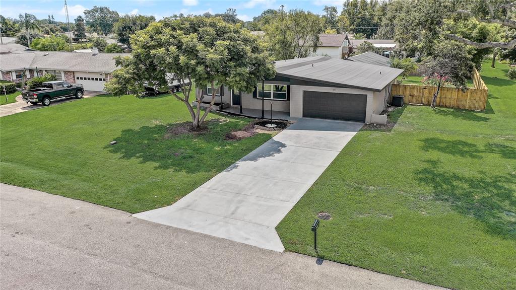 949 PINEAPPLE ROAD