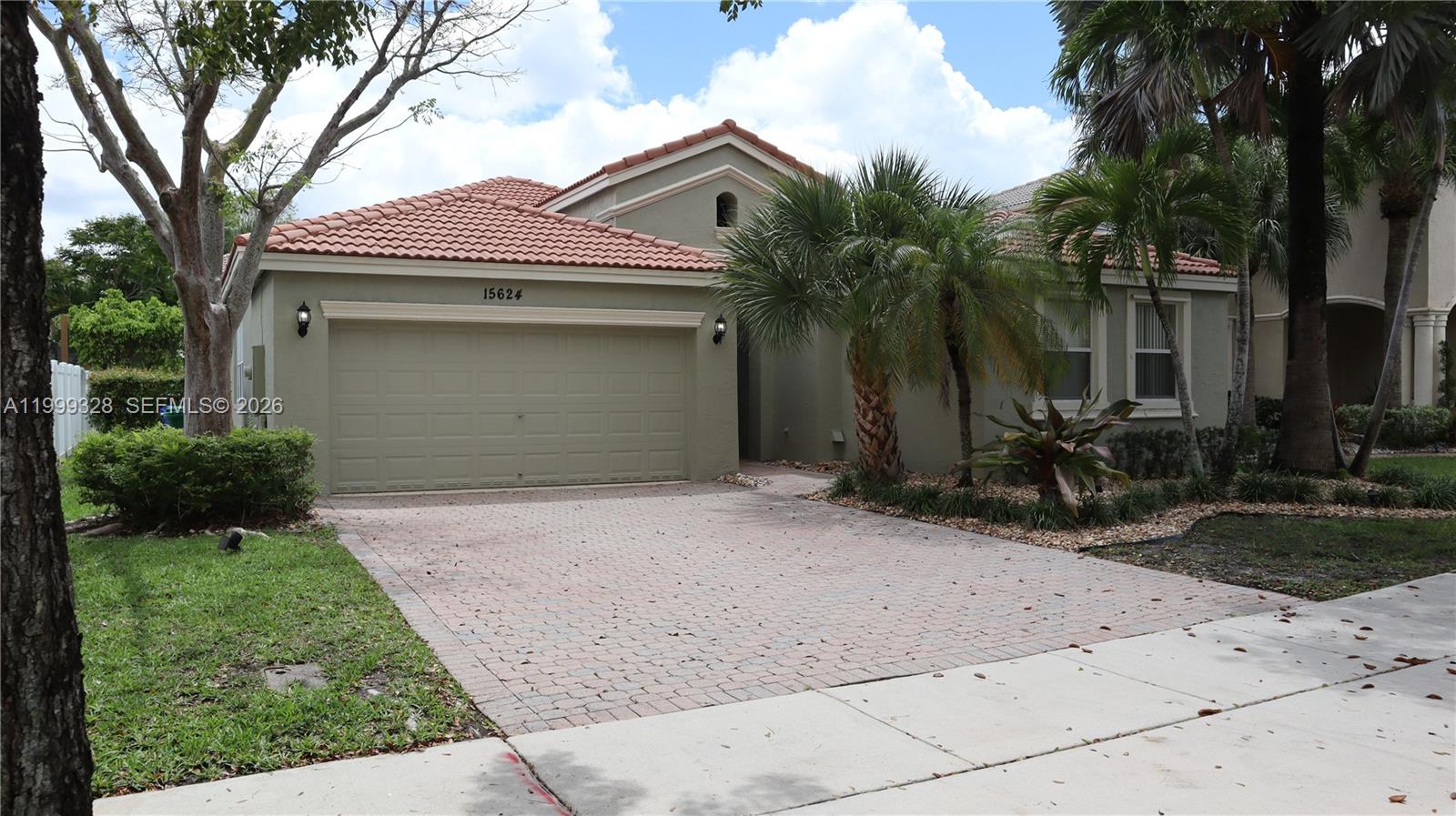 15624 SW 52nd Ct, Miramar FL 33027