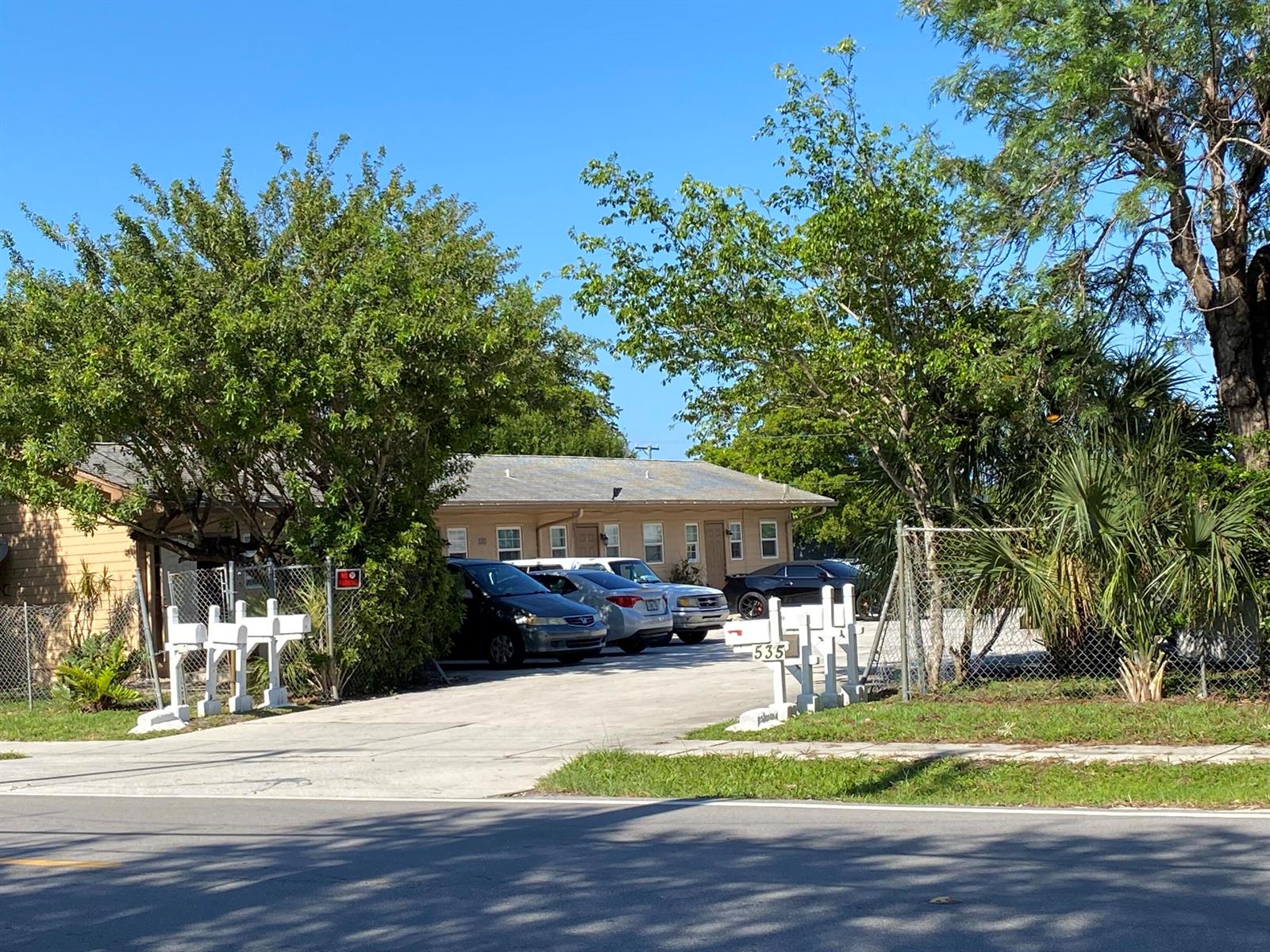 525 S Swinton Avenue # 8, Delray Beach FL 33444