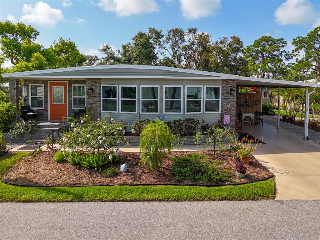 75 KING ARTHUR DRIVE