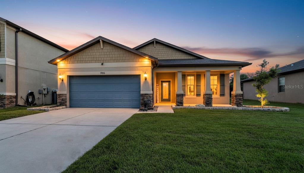 996 SCARLET PLUME LANE