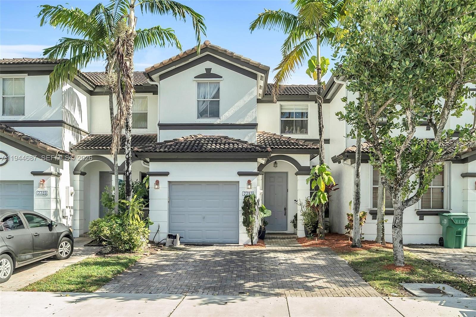 7713 NW 114th Path, Doral FL 33178
