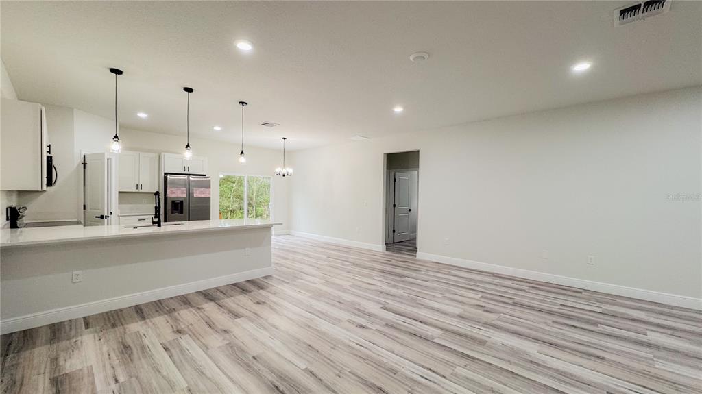 15621 SW 37TH CIRCLE, OCALA, FL — photo 4 of 16