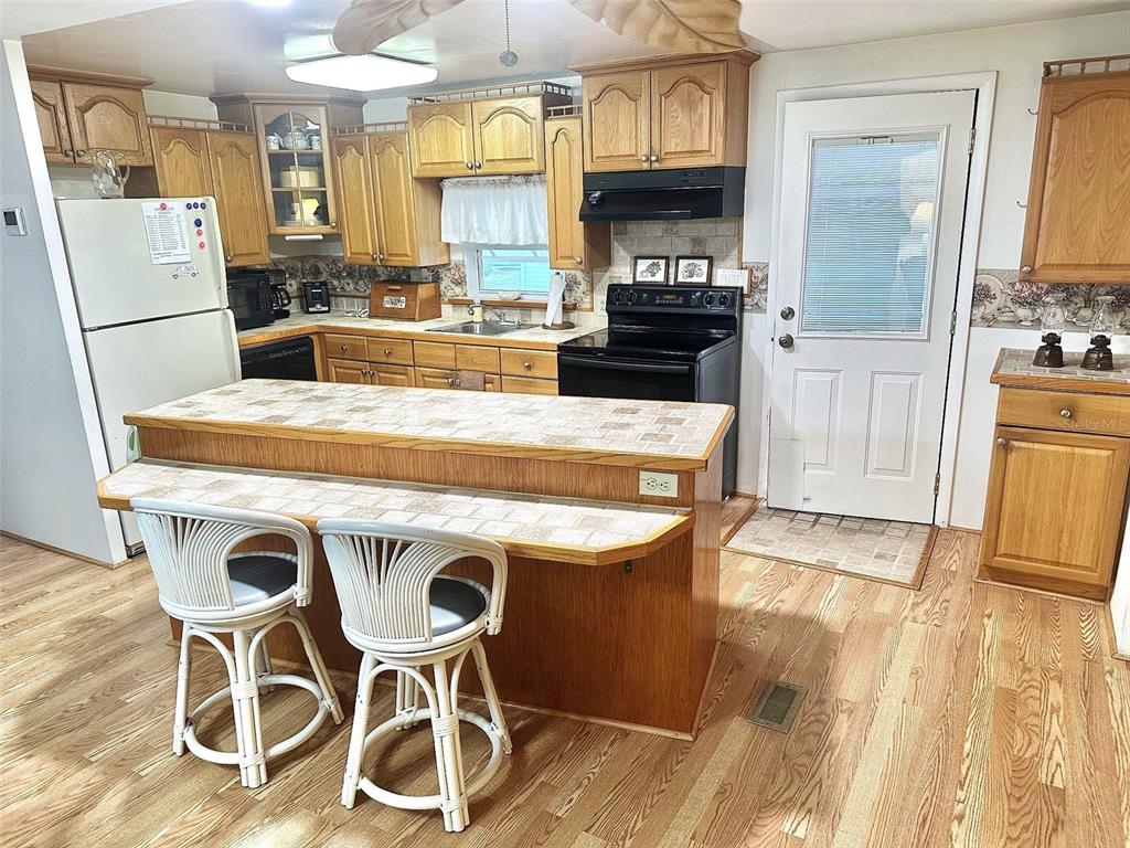11211 101ST STREET UNIT 93, LARGO, FL — photo 3 of 14