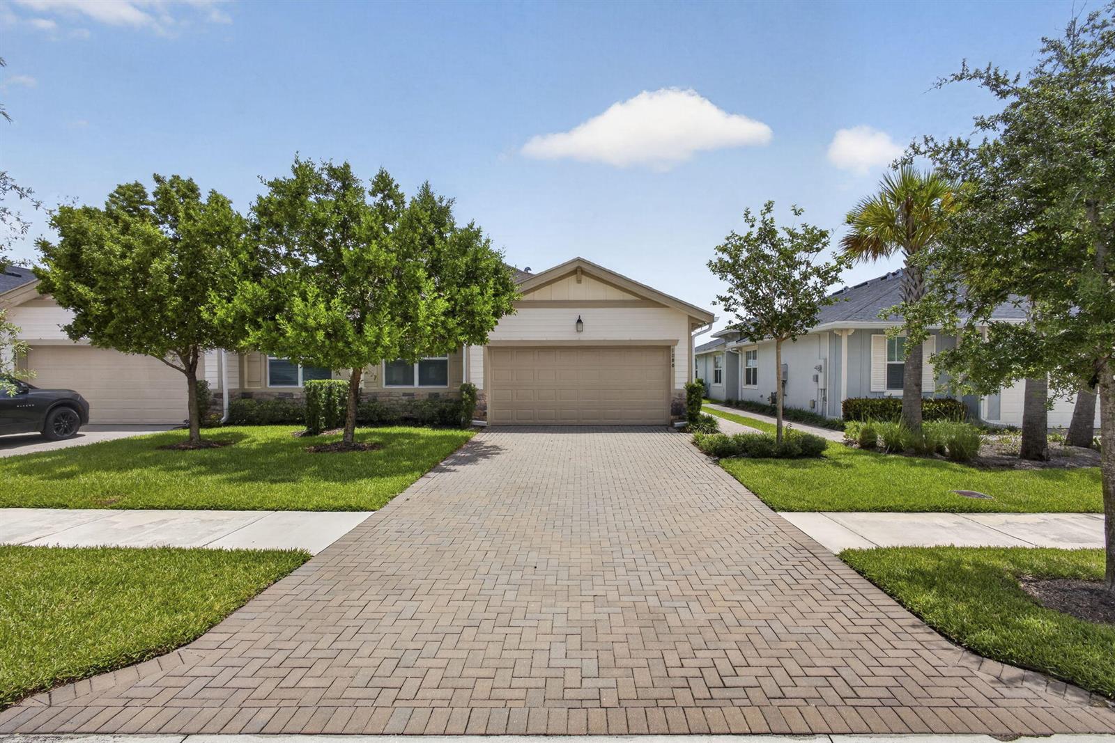 1290 Tangled Orchard Trace, Loxahatchee FL 33470