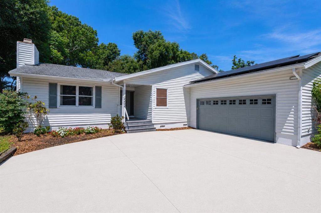 4424 MEADOW CREEK CIRCLE