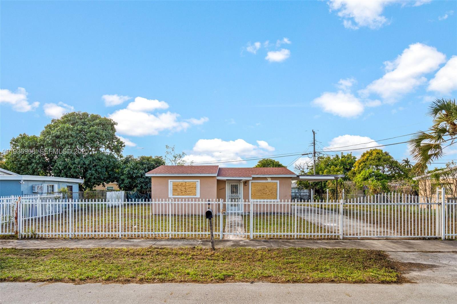 20520 NW 21st Ave, Miami Gardens FL 33056