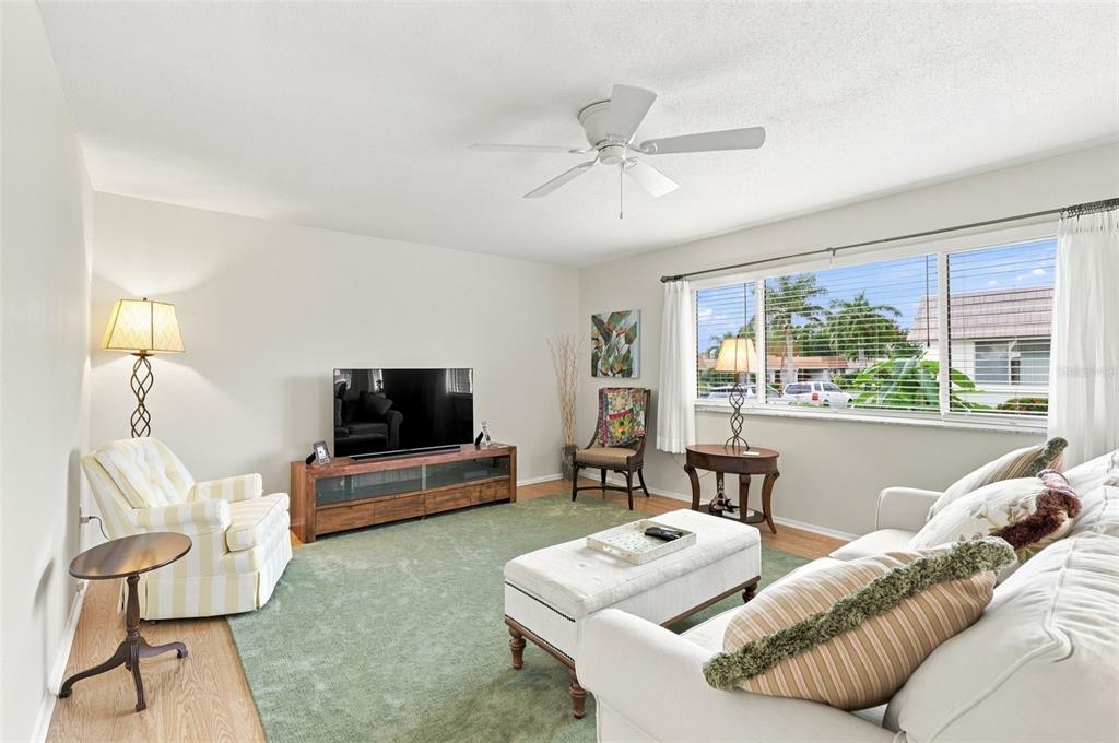 2407 RIVERBLUFF PARKWAY UNIT V-226, SARASOTA, FL — photo 3 of 30