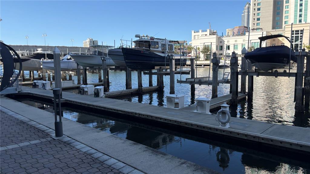700 S HARBOUR ISLAND UNIT 7