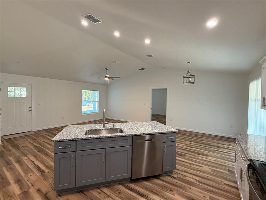 919 SPRUCE STREET, INVERNESS, FL — photo 3 of 20