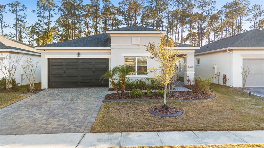5601 ESTERO LOOP