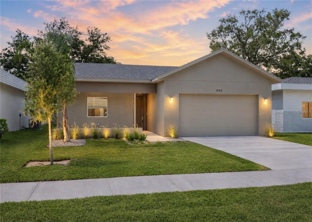 454 SKYFIELD COURT