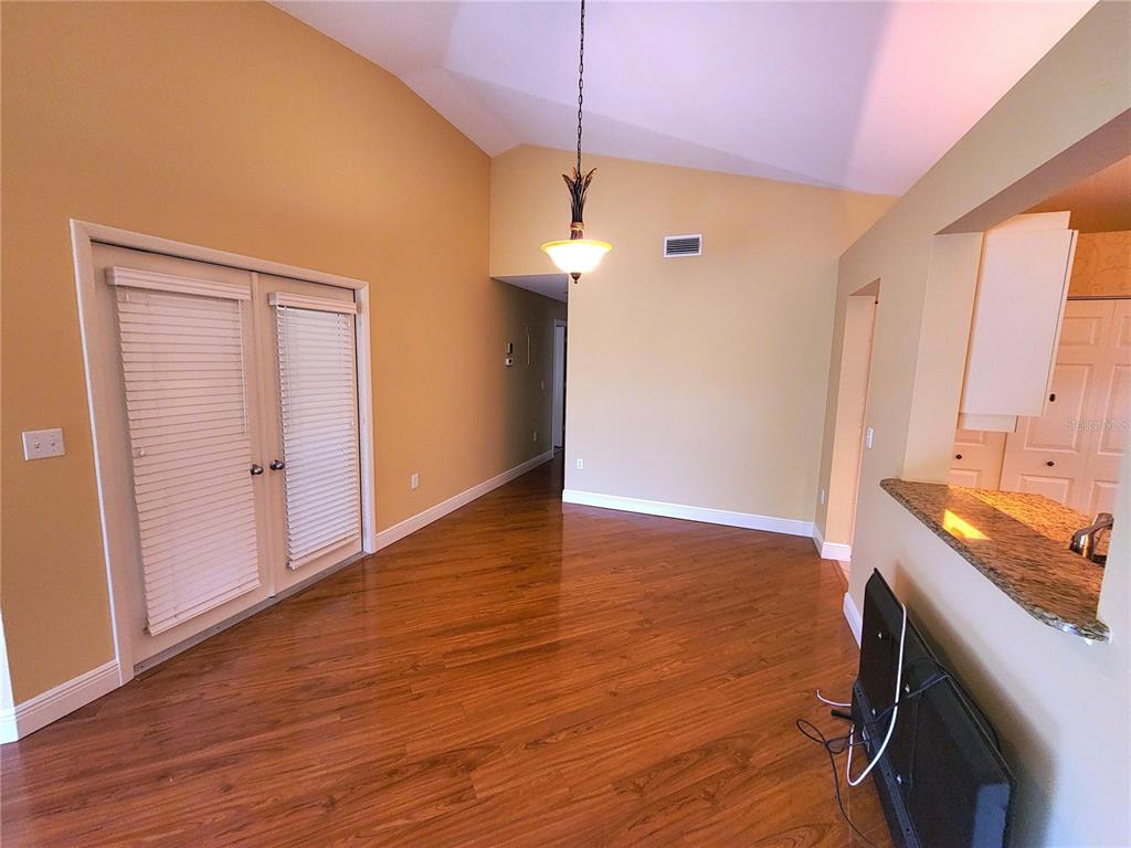 4220 PINEBROOK CIRCLE UNIT 14, BRADENTON, FL — photo 4 of 21