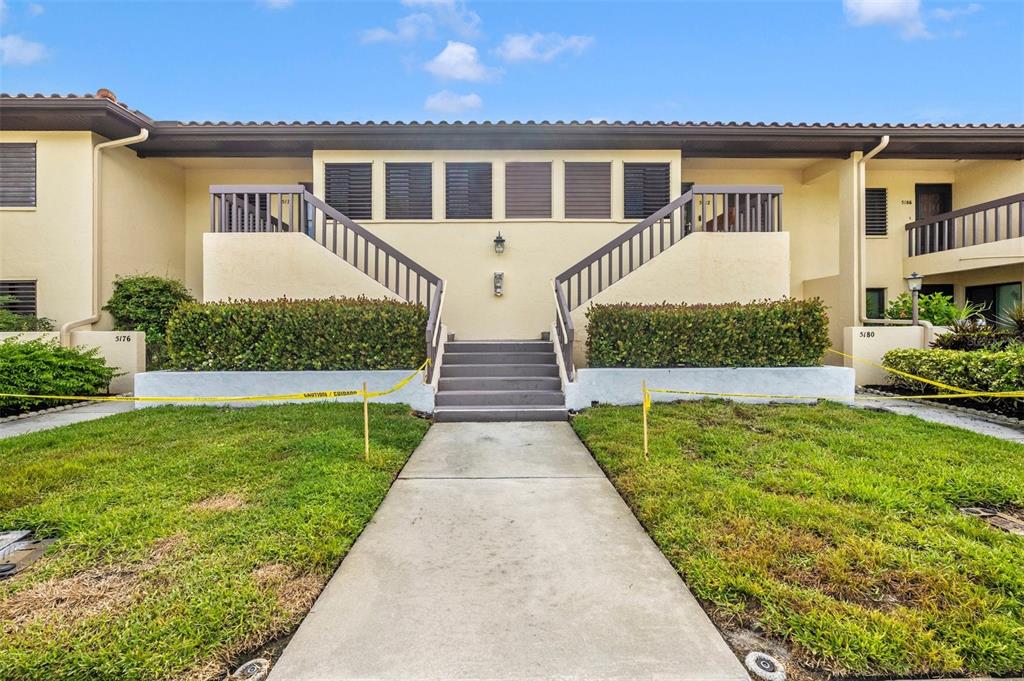 5178 LAKE VILLAGE DRIVE UNIT 86