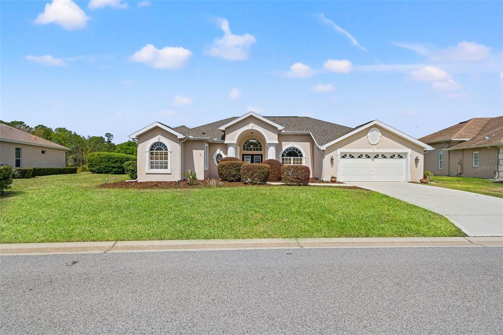 8405 MAYBELLE DRIVE, WEEKI WACHEE, FL — photo 2 of 30