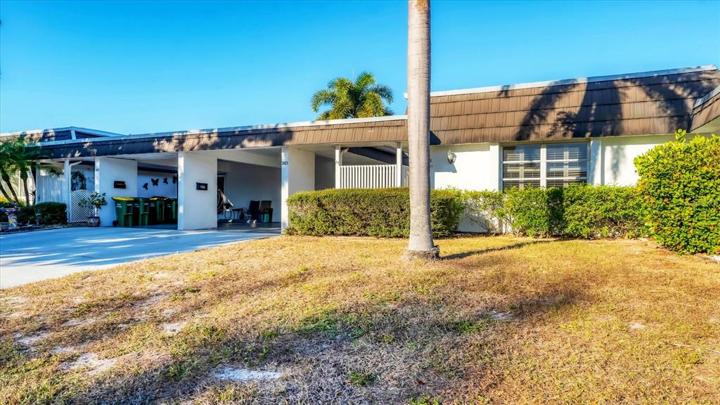3823 GLEN OAKS DRIVE E UNIT 83