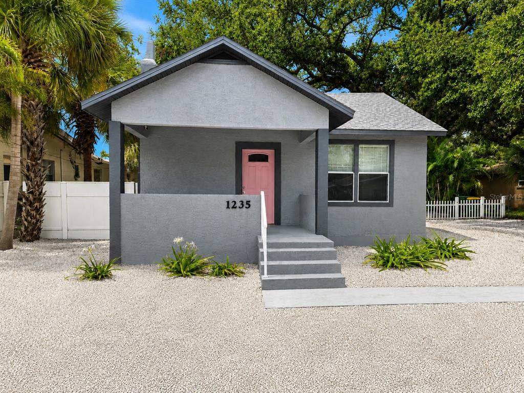 1235 32ND STREET