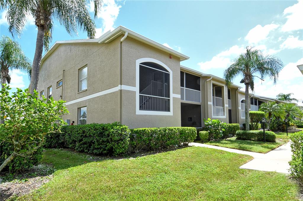 5221 MAHOGANY RUN AVENUE UNIT 211