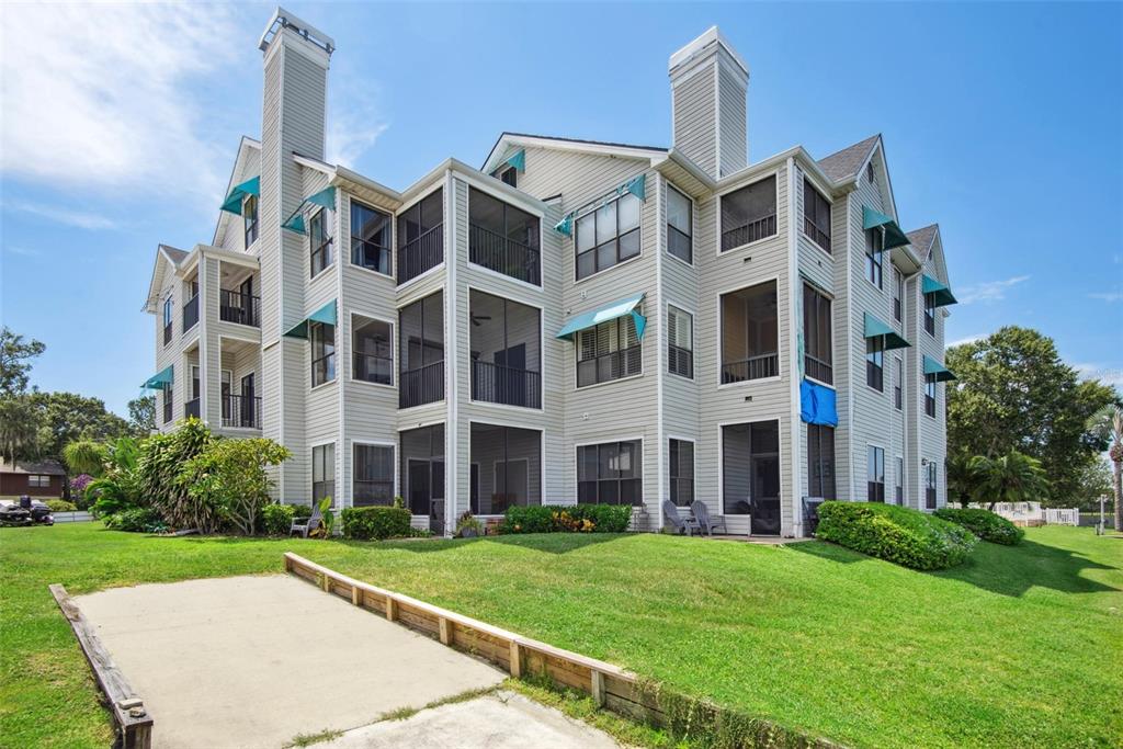 3127 W SLIGH AVENUE UNIT 204B