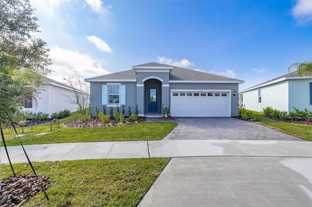 1014 SWAMP CHESTNUT LOOP