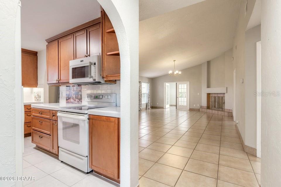 44 CAPISTRANO DRIVE, ORMOND BEACH, FL — photo 4 of 30