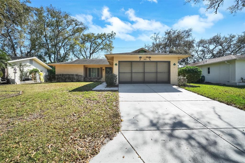 8420 WINDING WOOD DRIVE