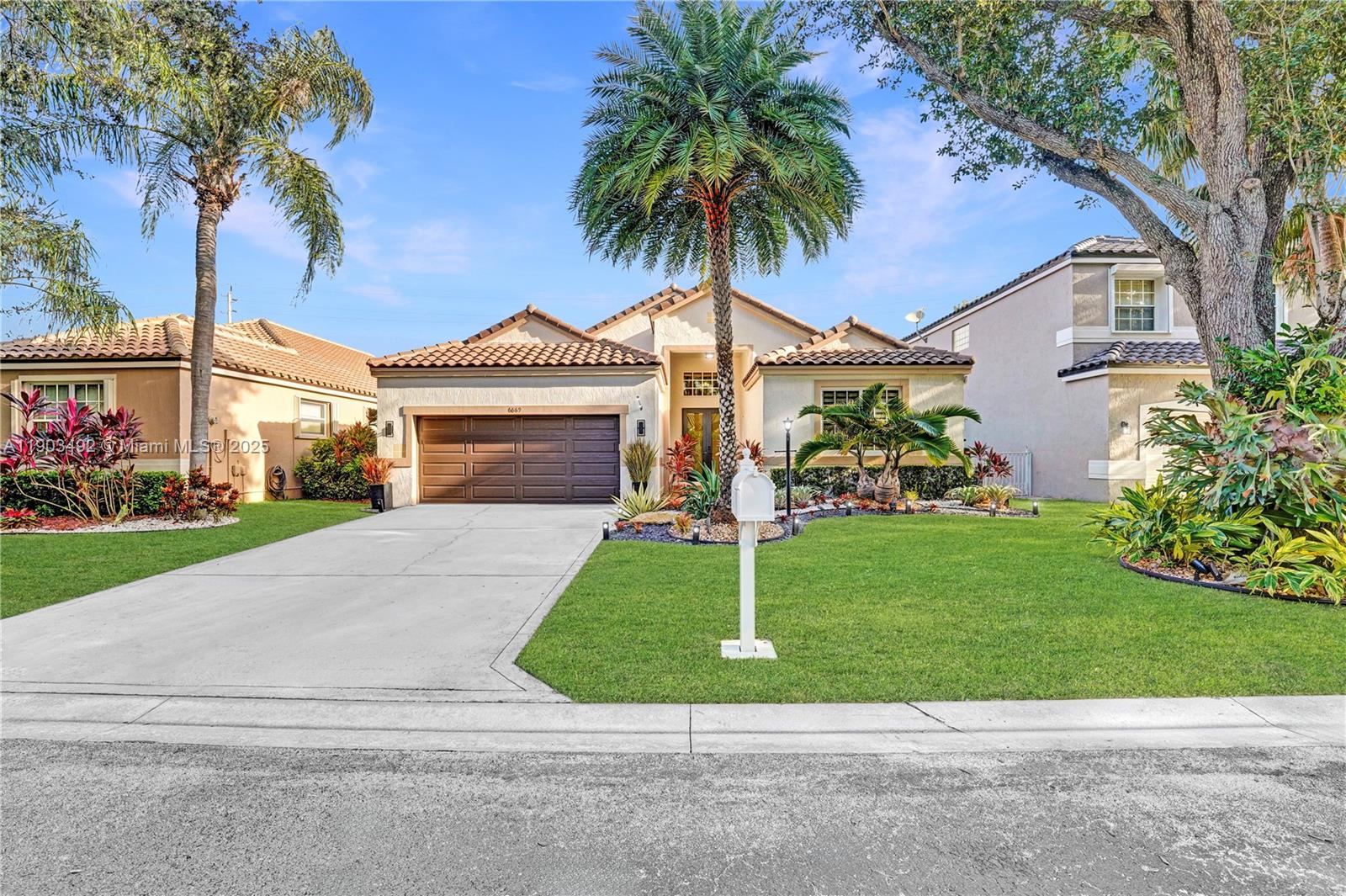 6669 NW 81st Ct, Parkland FL 33067