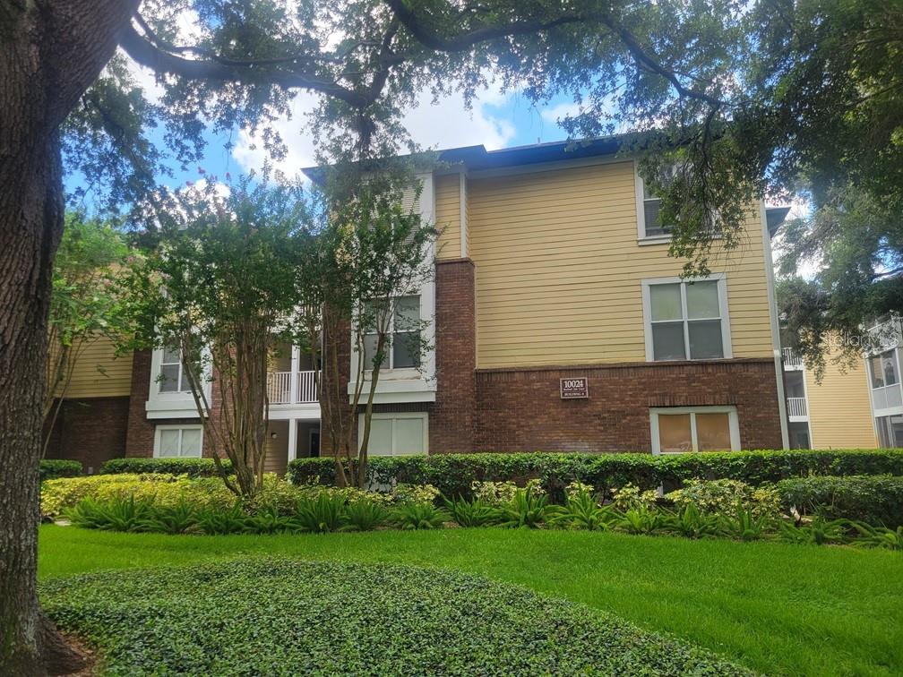 10024 STRAFFORD OAK COURT UNIT 813