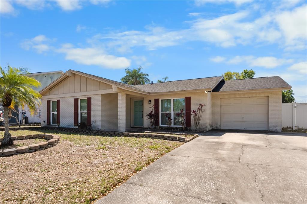 6908 SPANISH MOSS CIRCLE