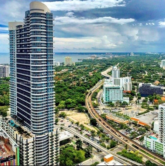 40 SW 13 ST, Miami FL 33130
