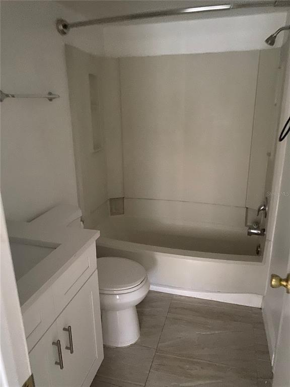 5810 WINDHOVER DRIVE UNIT 581, ORLANDO, FL — photo 4 of 17