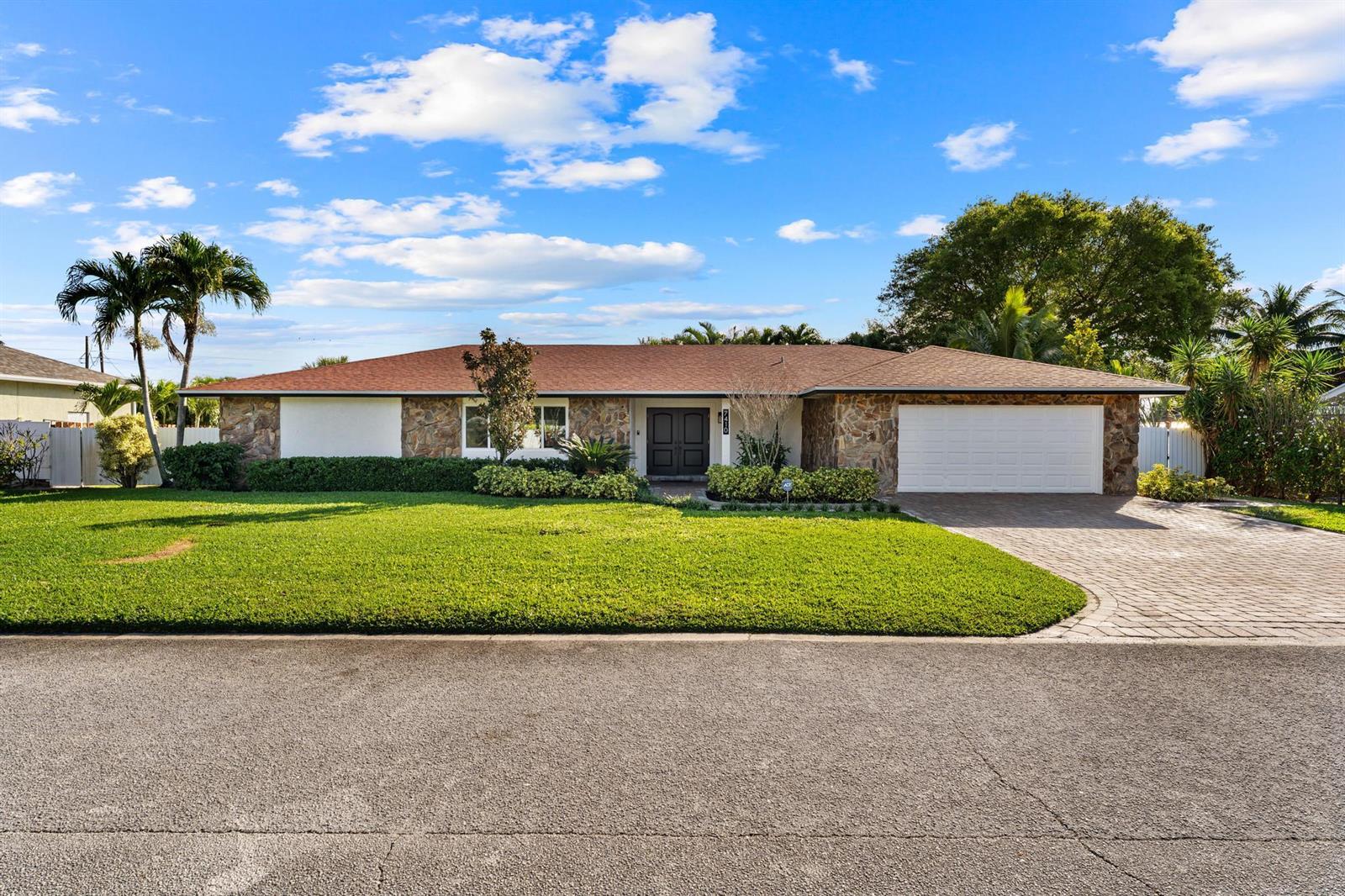 7410 Venetian Way, Lake Clarke Shores FL 33406