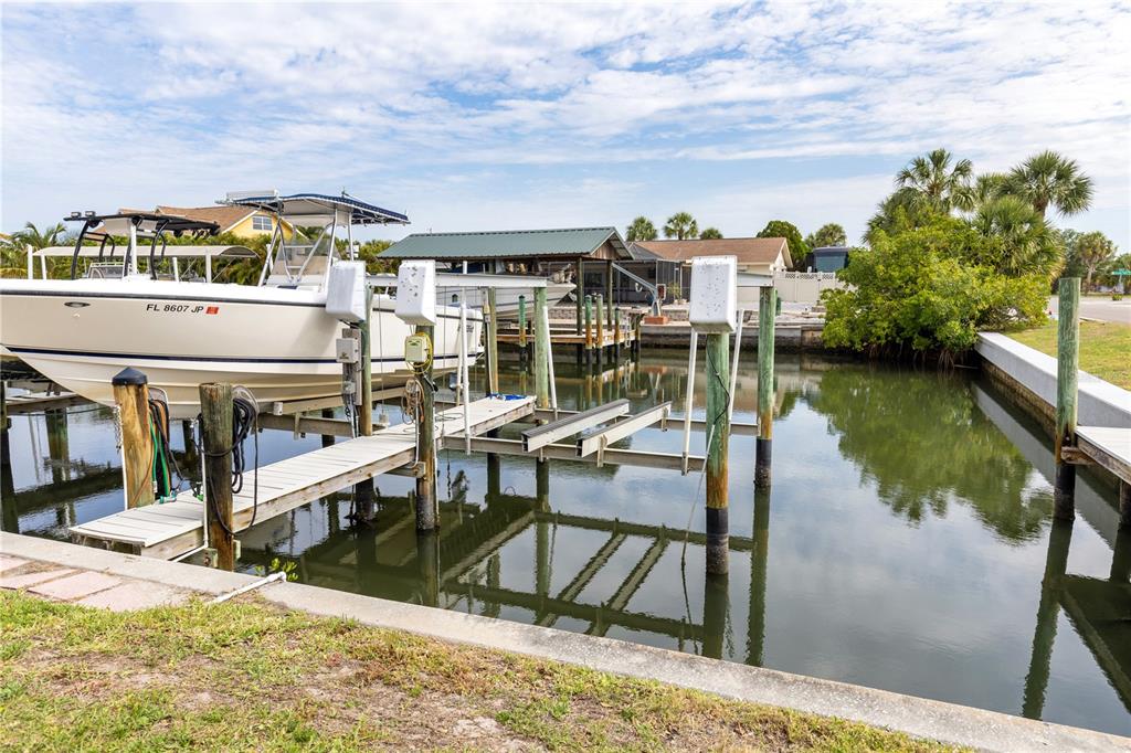 6504 ABACO DRIVE UNIT 101