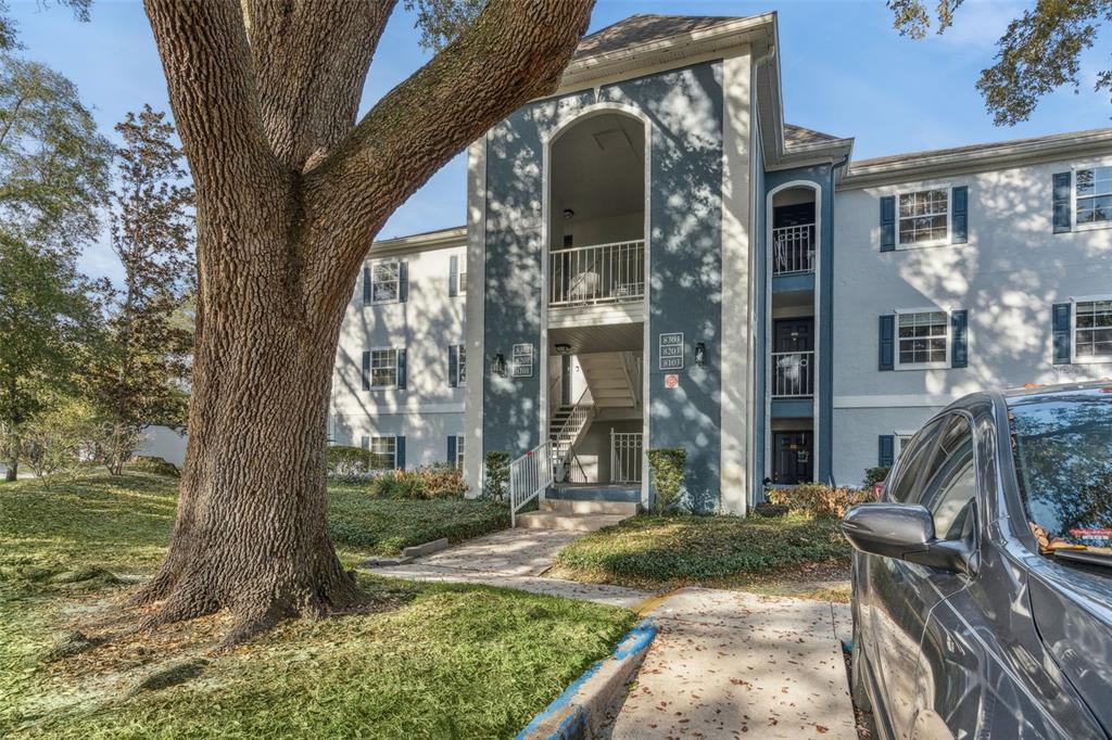 8201 OLYMPIA COURT UNIT 8201