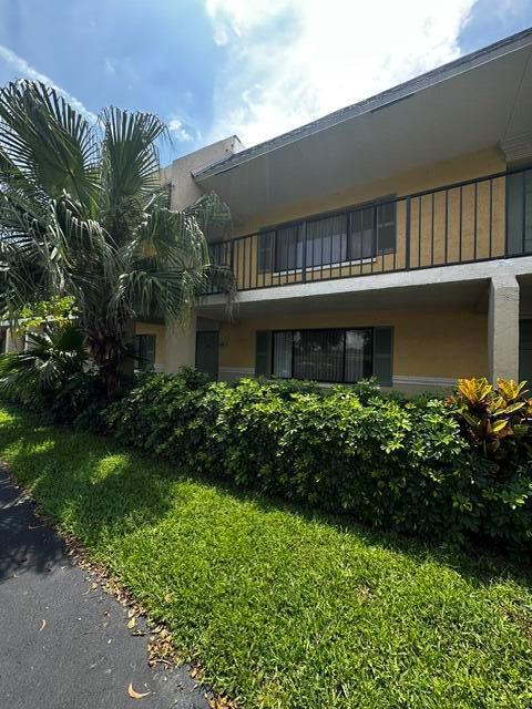 704 Meadows Circle # 704, Boynton Beach FL 33436