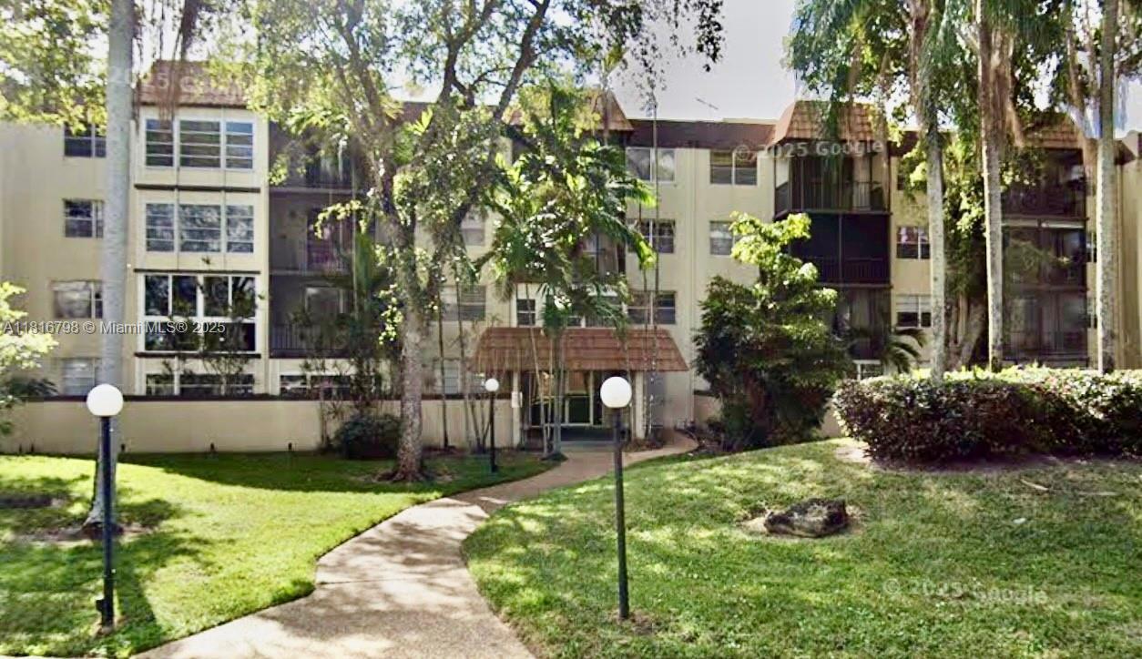 7000 NW 17th St # 218, Plantation FL 33313