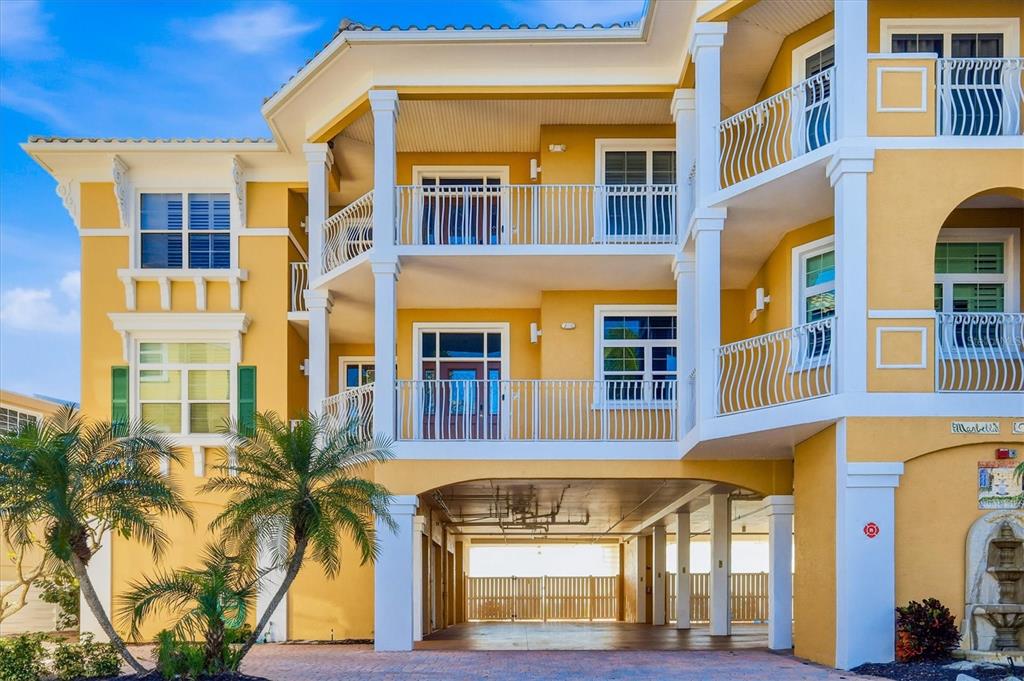 1900 GULF DRIVE N UNIT 4, BRADENTON BEACH, FL — photo 2 of 30
