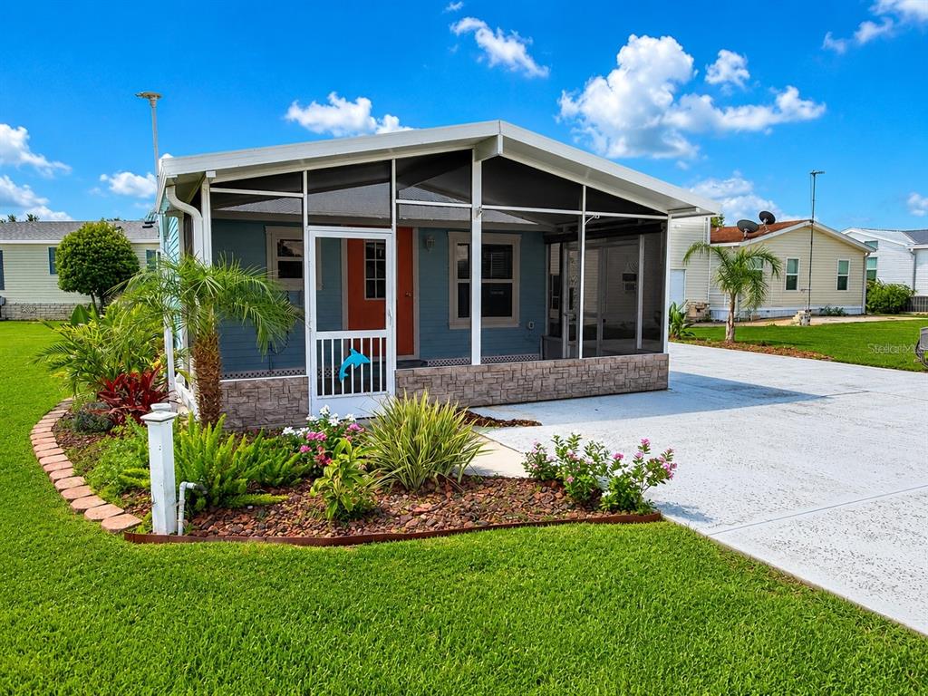 5245 ISLAND VIEW CIRCLE N