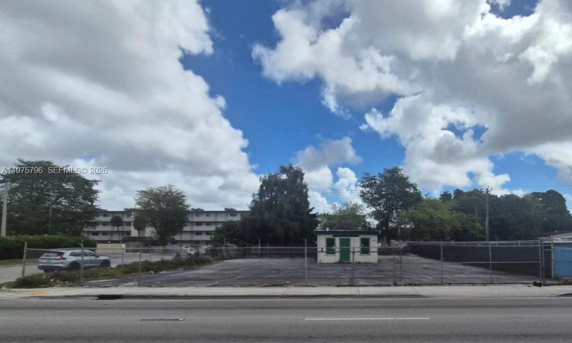 This is a map showing the location of a property in Miami, Florida — 11537 NW 27th Ave, Miami FL 33167, MIAMI, FL