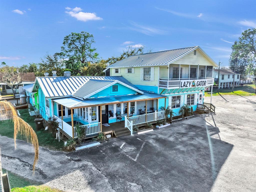 102 W SHELL POINT ROAD