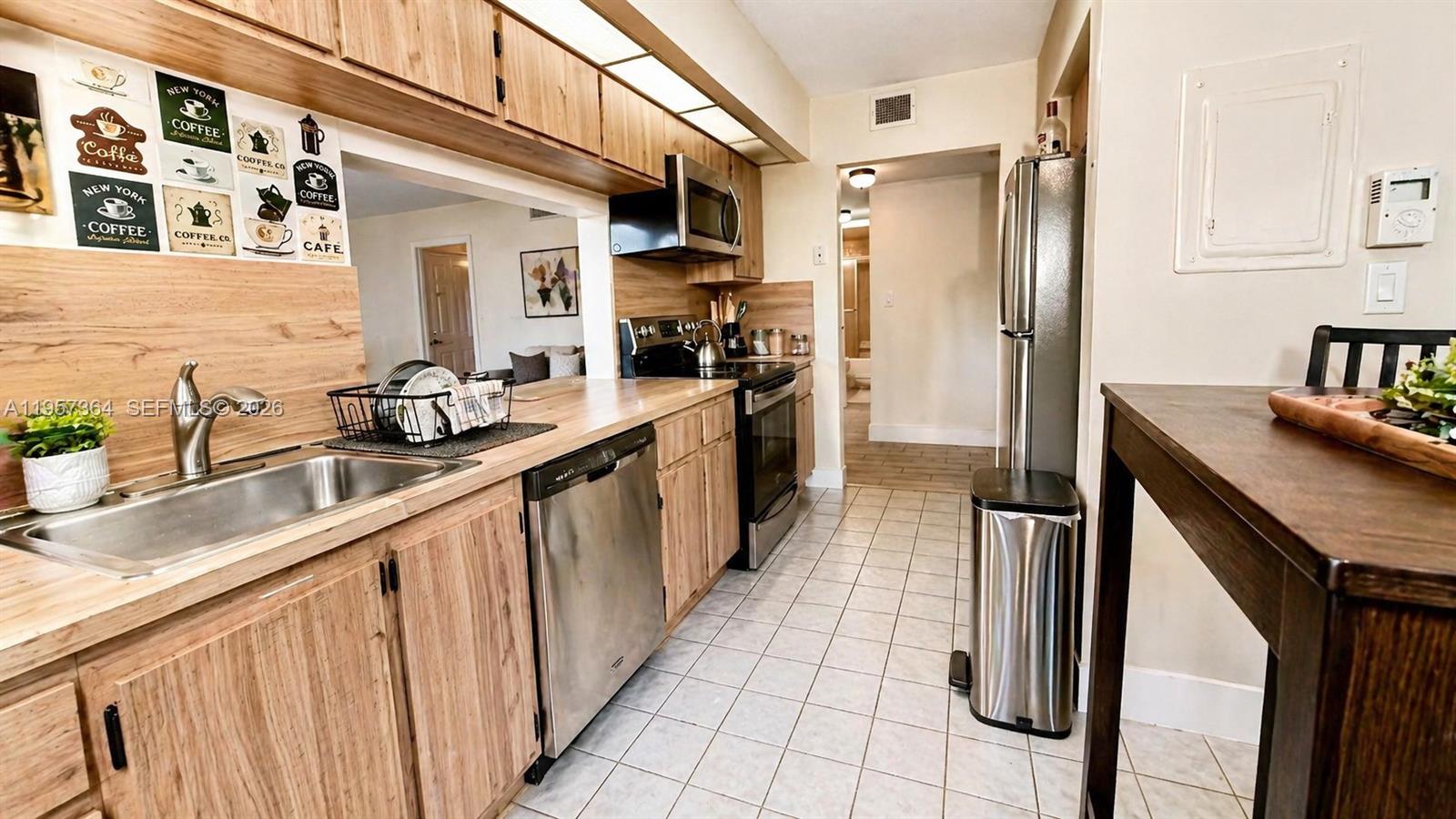 6800 Cypress Rd # 501, Plantation FL 33317