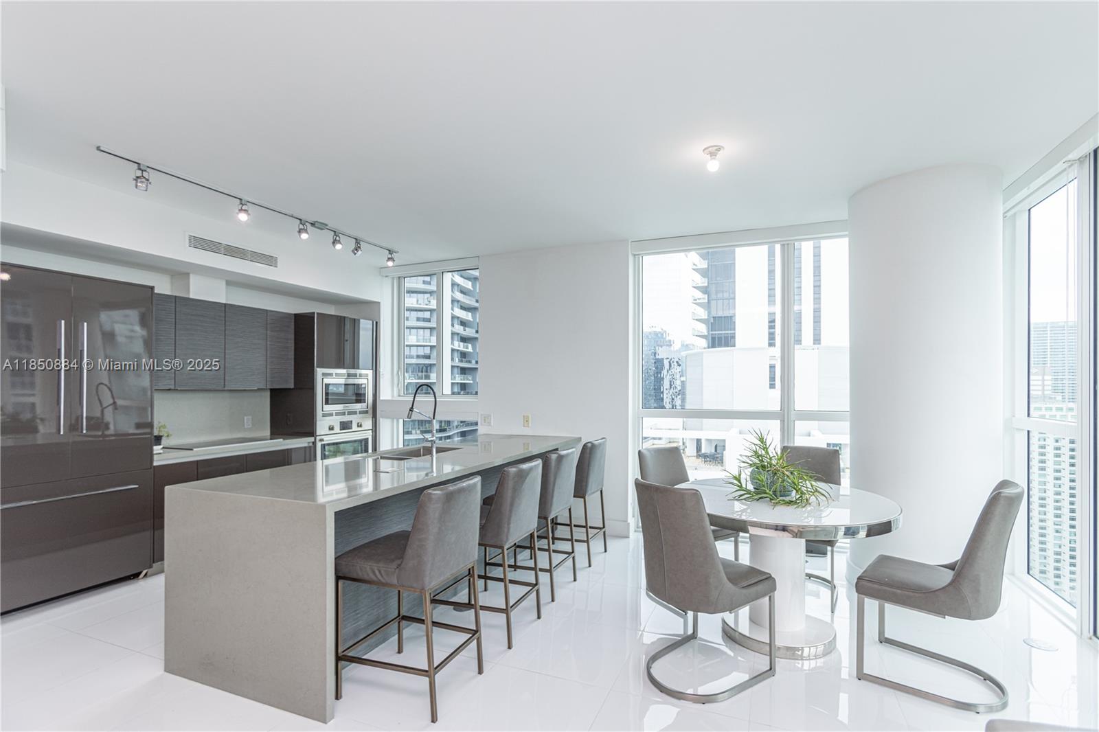 1080 Brickell # 3906, Miami FL 33131