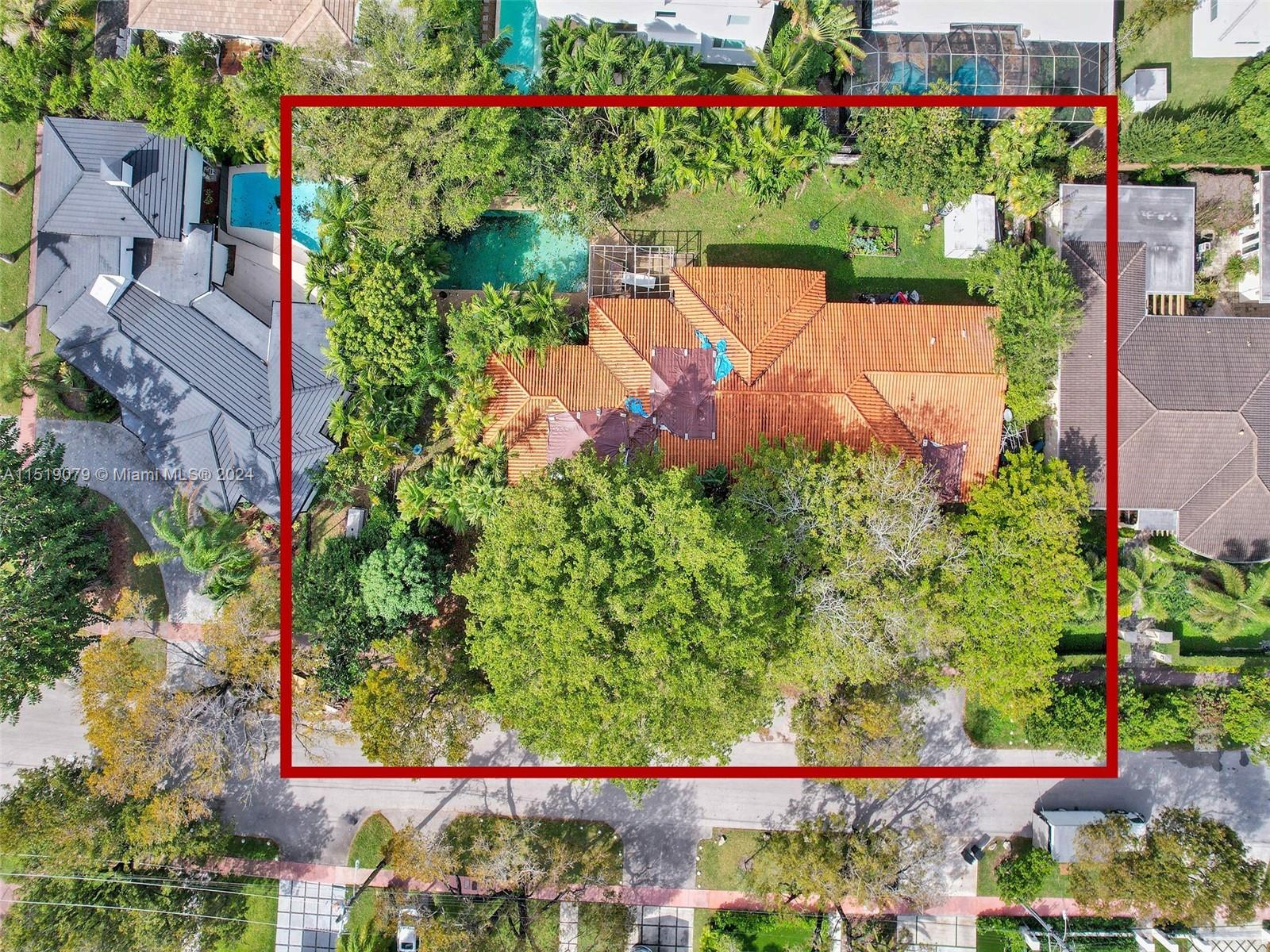 4454 Adams Ave, Miami Beach FL 33140