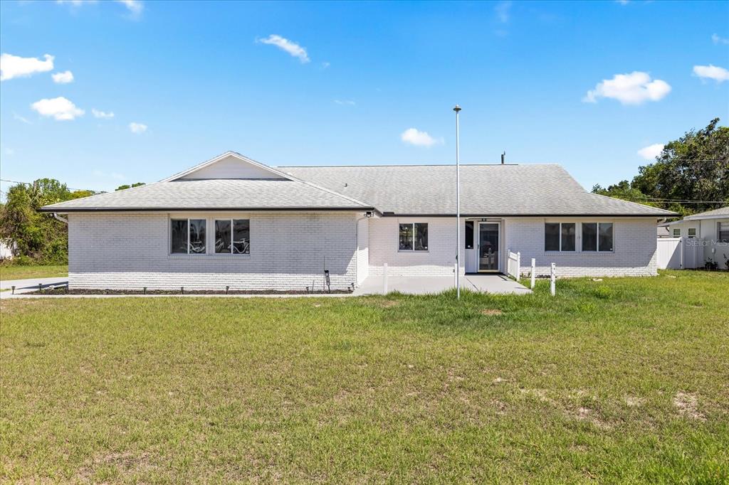 918 N ATMORE CIRCLE