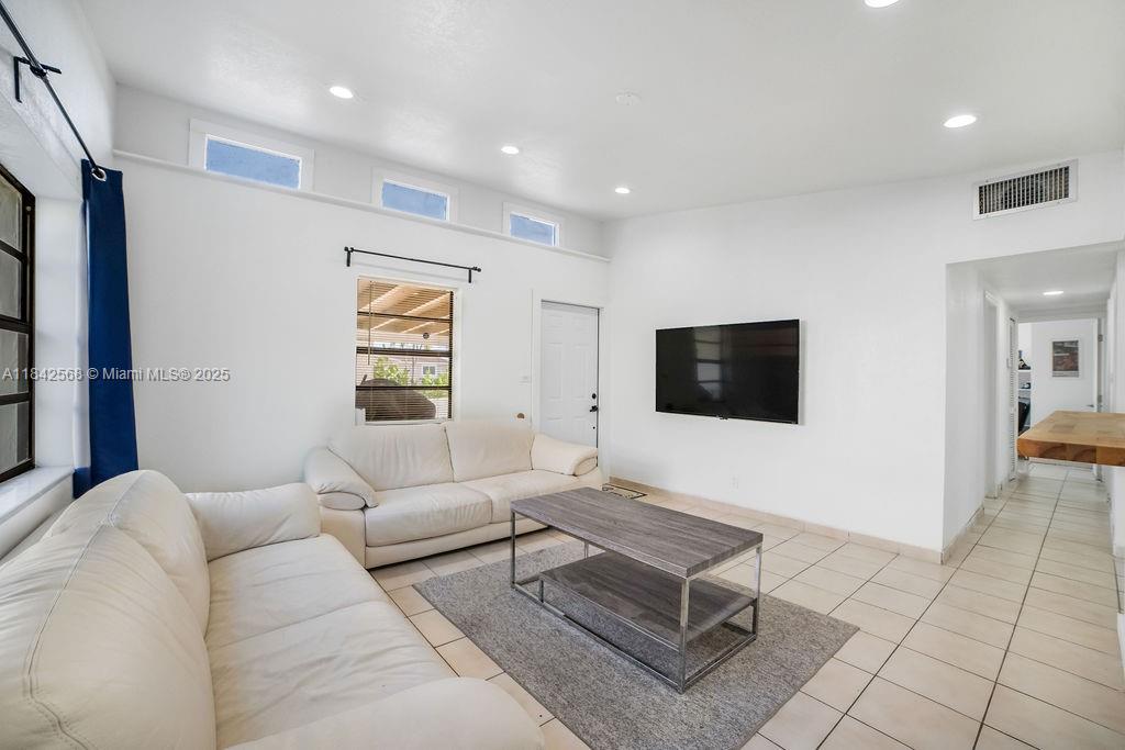 8320 SW 43rd Ter, Miami FL 33155