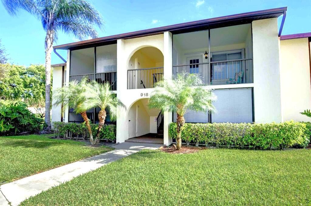 4850 Sable Pine Circle # B2, West Palm Beach FL 33417