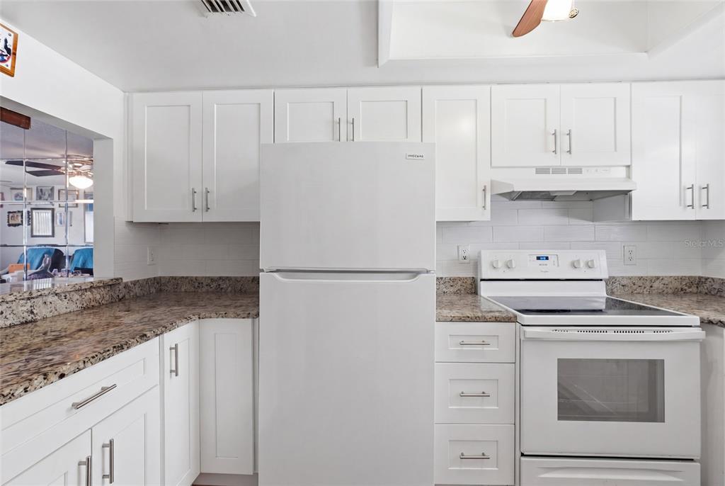 404 E ORLANDO AVENUE UNIT 11B, OCOEE, FL — photo 5 of 25