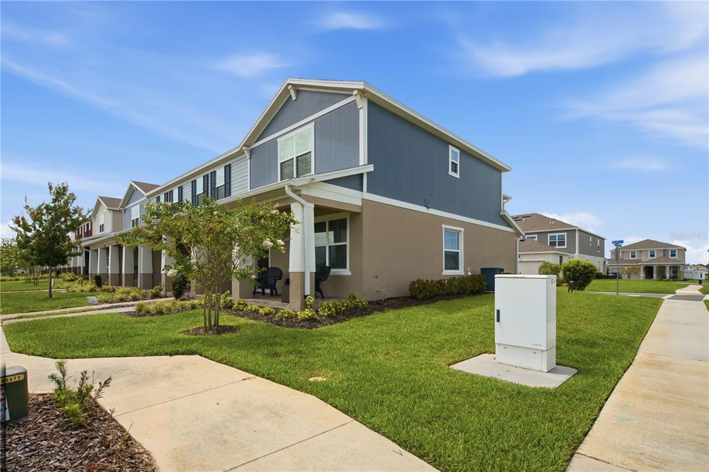 15038 WINDFLOWER ALLEY, WINTER GARDEN, FL — photo 3 of 29